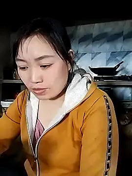 lia-coy online show from February 20, 2026, 7:21 am