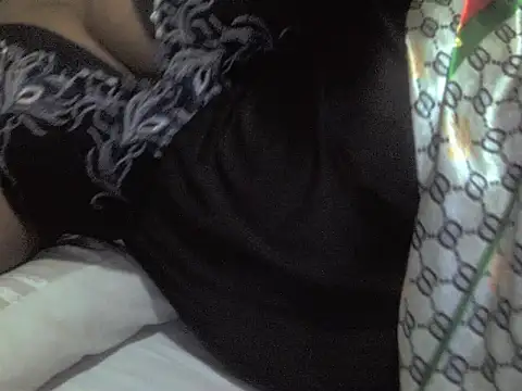 Snapshot of champers1234 chatting on February 27, 2026, 8:52 pm champers1234 online show from February 27, 2026, 8:52 pm