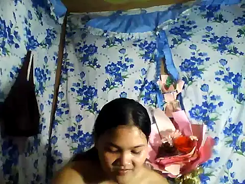 PinaySkinnyJust18 online show from May 26, 2026, 10:02 am