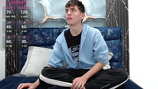 Snapshot of Lust_demian chatting on February 9, 2026, 3:32 pm Lust demian online show from February 9, 2026, 3:32 pm