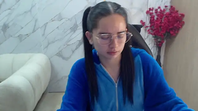 Snapshot of Qetsyah_tf chatting on May 16, 2026, 1:43 pm Qetsyah tf online show from May 16, 2026, 1:43 pm
