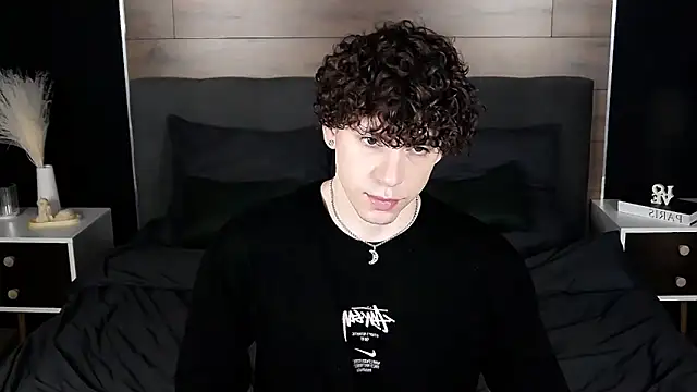 Snapshot of TylerGibson chatting on March 3, 2026, 3:57 am TylerGibson online show from March 3, 2026, 3:57 am