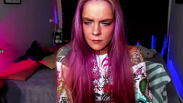 cherrie sherry online show from March 1, 2026, 9:04 pm