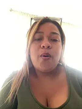 Snapshot of veronica414 chatting on March 25, 2026, 12:26 pm veronica414 online show from March 25, 2026, 12:26 pm