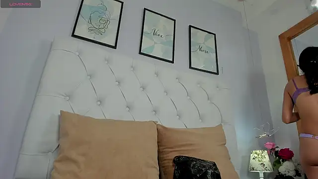 Snapshot of sweett_eyes_ chatting on February 10, 2026, 5:12 pm sweett eyes online show from February 10, 2026, 5:12 pm