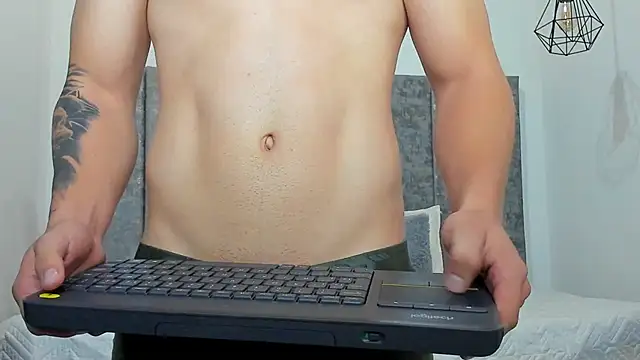 Calvin Hunter online show from February 6, 2026, 2:57 pm