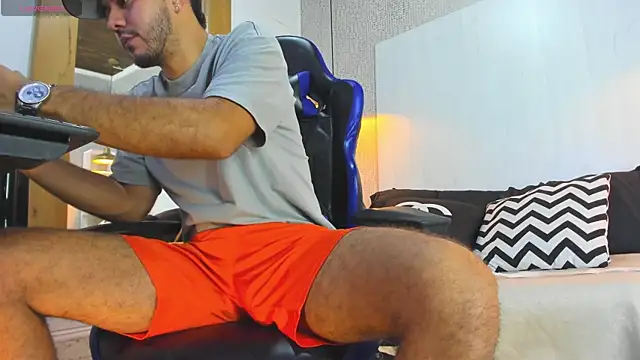 Snapshot of Dusan_Grey77 chatting on February 27, 2026, 5:07 am Dusan Grey77 online show from February 27, 2026, 5:07 am