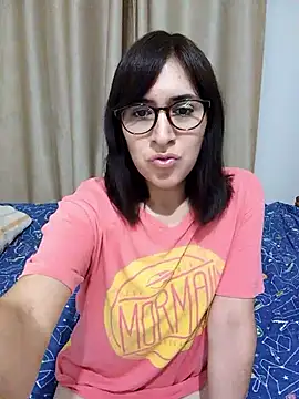 Snapshot of Eide-26 chatting on June 12, 2026, 3:15 am Eide-26 online show from June 12, 2026, 3:15 am