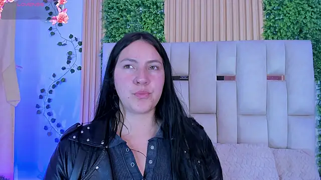 JeniferPowell nm online show from February 25, 2026, 7:03 pm