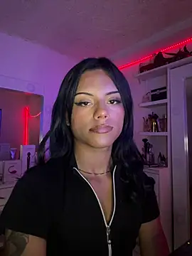 andyy x online show from May 23, 2026, 2:21 am