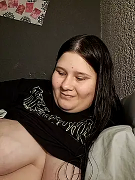 TUWACHA7777 online show from April 22, 2026, 4:19 am