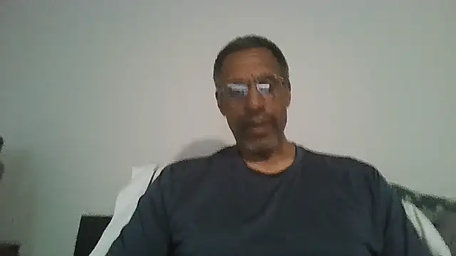 swimmer2496 online show from July 5, 2026, 10:38 pm