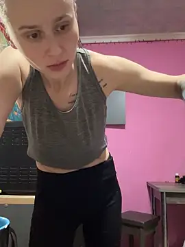 Alis Roxy online show from February 1, 2026, 3:10 pm