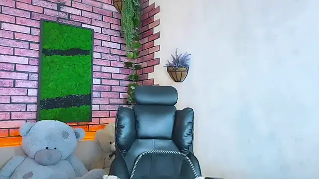 Eva StarXXXX online show from March 18, 2025, 4:51 am