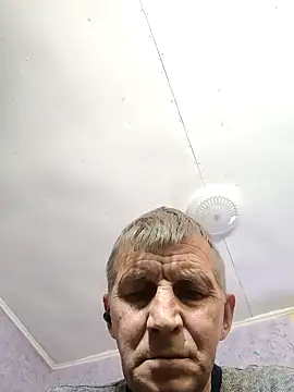 Snapshot of andrei73200 chatting on February 25, 2026, 3:45 pm andrei73200 online show from February 25, 2026, 3:45 pm