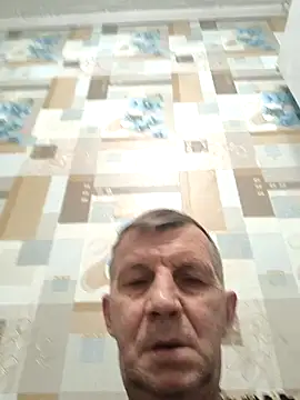 Snapshot of andrei73200 chatting on February 16, 2026, 2:43 am andrei73200 online show from February 16, 2026, 2:43 am