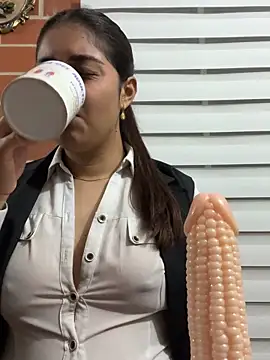 A-uroora online show from March 28, 2026, 8:48 am