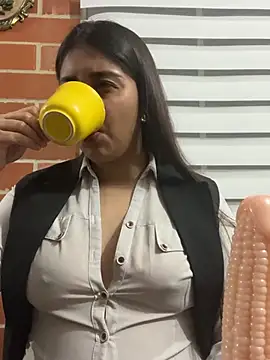 A-uroora online show from April 18, 2026, 10:28 am