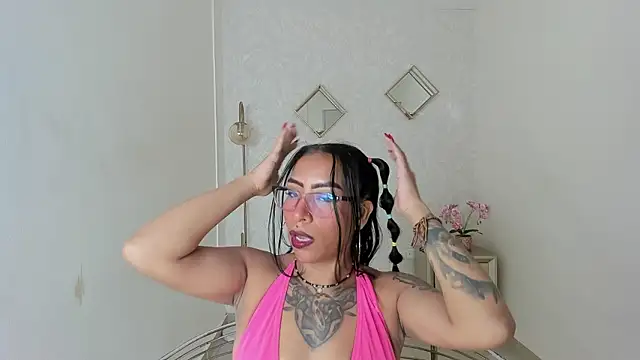 Snapshot of Zoe_borgues chatting on February 10, 2026, 7:35 pm Zoe borgues online show from February 10, 2026, 7:35 pm