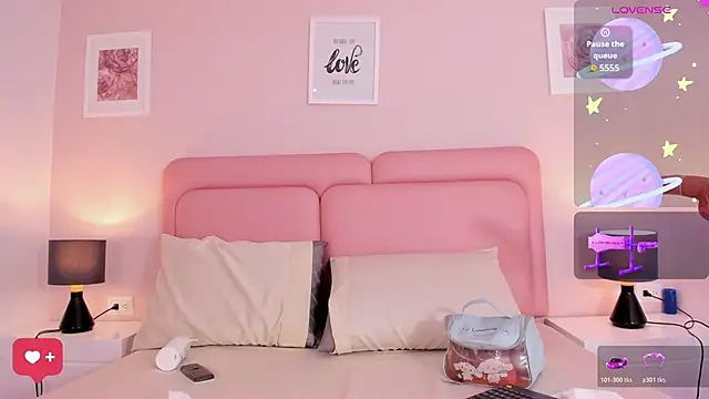 sexy curlylady online show from February 13, 2026, 12:54 am