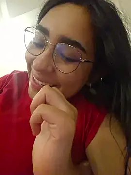 scarlett25   online show from April 13, 2026, 3:10 am