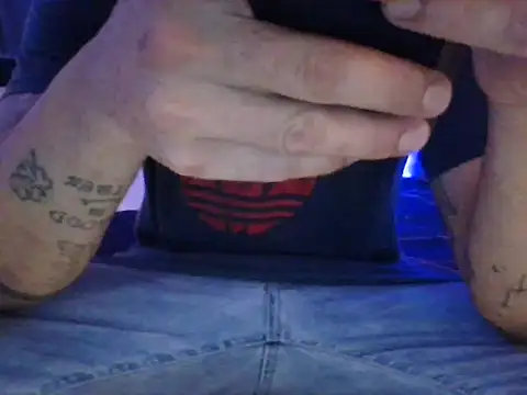 Snapshot of MRdxxx444 chatting on April 26, 2026, 1:47 am MRdxxx444 online show from April 26, 2026, 1:47 am