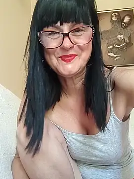 Snapshot of AliceSwan57 chatting on May 26, 2026, 6:55 am AliceSwan57 online show from May 26, 2026, 6:55 am
