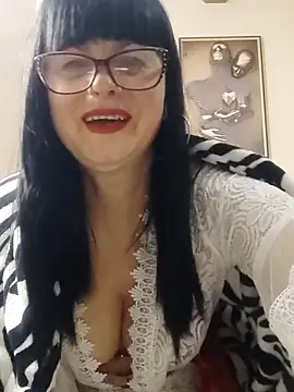 AliceSwan57 online show from February 8, 2026, 5:21 pm