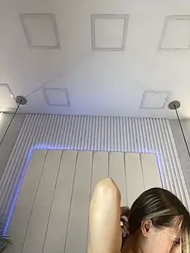 JuliaColemann online show from February 24, 2026, 12:06 pm