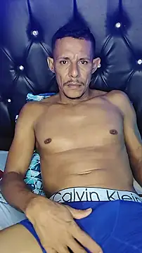 juanmaur22 online show from February 7, 2026, 11:07 am