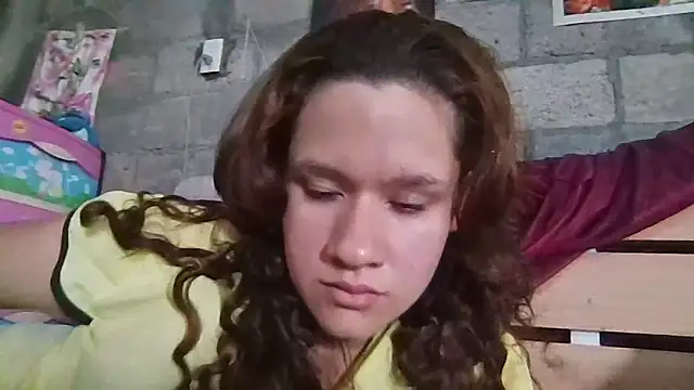 Jessy2000NS online show from February 2, 2026, 7:57 pm