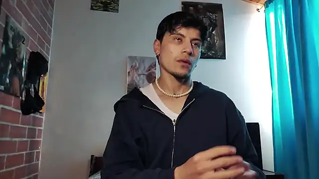 Snapshot of PaulDamico chatting on July 14, 2026, 12:33 pm PaulDamico online show from July 14, 2026, 12:33 pm