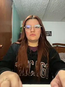 Vixroy7 online show from April 6, 2026, 11:39 pm