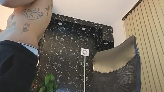 mister eithan online show from April 16, 2026, 3:29 am