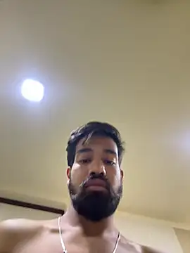 priyansh92924 online show from April 18, 2026, 3:20 am