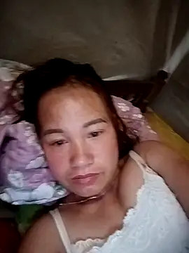 cutebobi online show from March 8, 2026, 8:23 pm