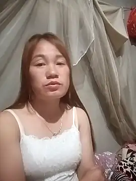 cutebobi online show from February 16, 2026, 1:48 am