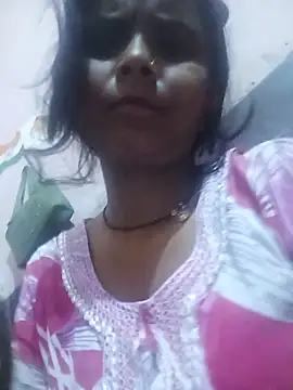 Snapshot of Ayesha_Khan1 chatting on June 2, 2026, 1:38 am Ayesha Khan1 online show from June 2, 2026, 1:38 am