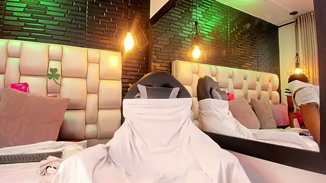 Afrodita Greenn online show from March 22, 2026, 7:26 pm