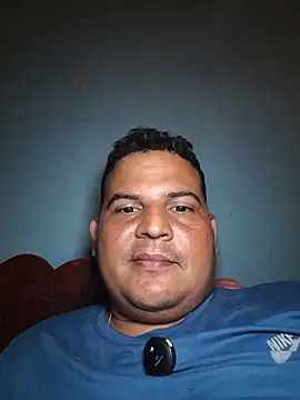 Snapshot of THONETE chatting on July 6, 2026, 8:33 pm THONETE online show from July 6, 2026, 8:33 pm