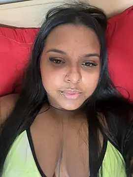 Snapshot of bella_255 chatting on March 22, 2026, 5:14 pm bella 255 online show from March 22, 2026, 5:14 pm