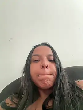 Snapshot of bella_255 chatting on March 24, 2026, 11:54 am bella 255 online show from March 24, 2026, 11:54 am