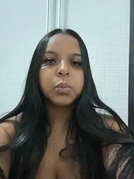 Snapshot of bella_255 chatting on March 29, 2026, 11:17 pm bella 255 online show from March 29, 2026, 11:17 pm