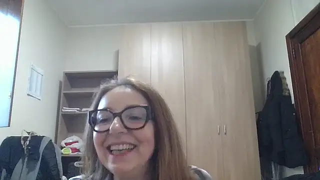 Snapshot of Miasexmilf chatting on February 2, 2026, 7:51 am Miasexmilf online show from February 2, 2026, 7:51 am