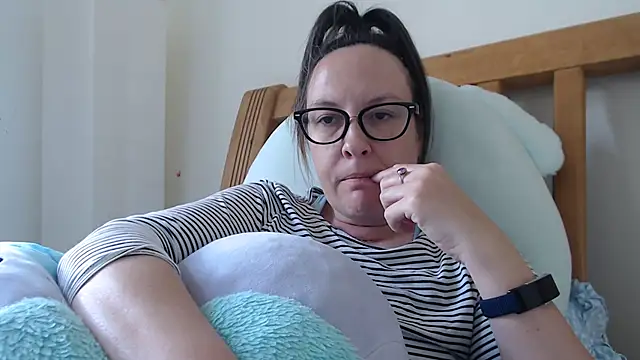 PsychicDominatrix online show from June 5, 2026, 12:11 pm
