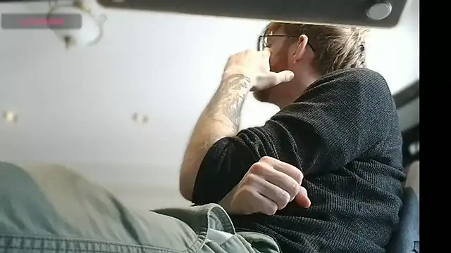 Gingerxl8 online show from February 6, 2026, 5:53 pm