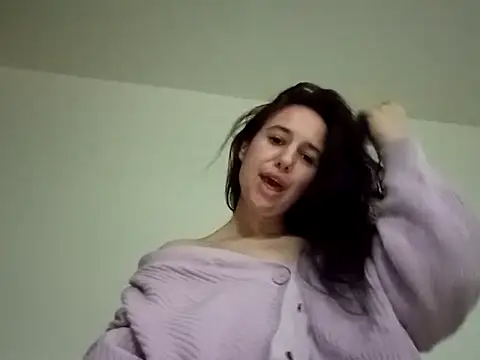 MavisReeve online show from April 20, 2026, 9:23 am