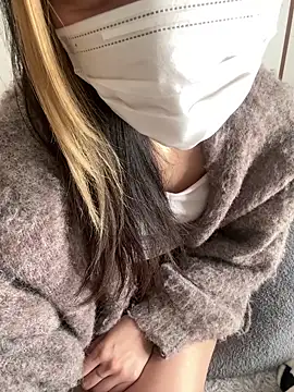 yui  yuichan online show from February 4, 2026, 2:39 am