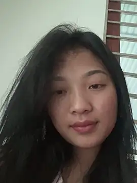 Lyn-be99 online show from March 7, 2026, 7:48 am