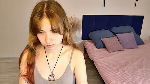 Elis bb online show from February 2, 2026, 8:08 pm